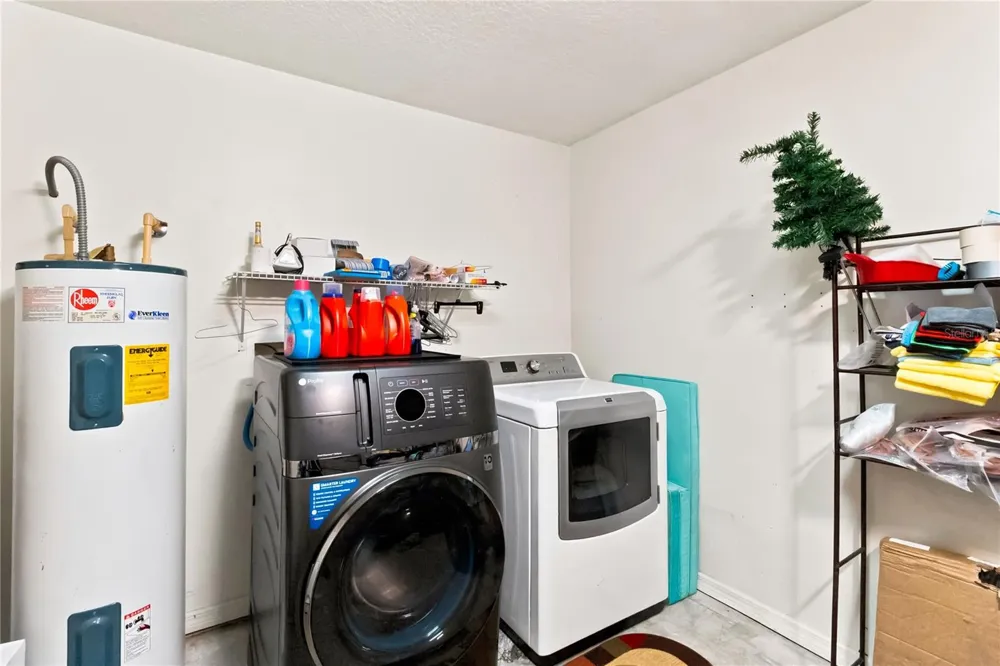 50989 HIGHWAY 27 #185 Davenport, FL 33897