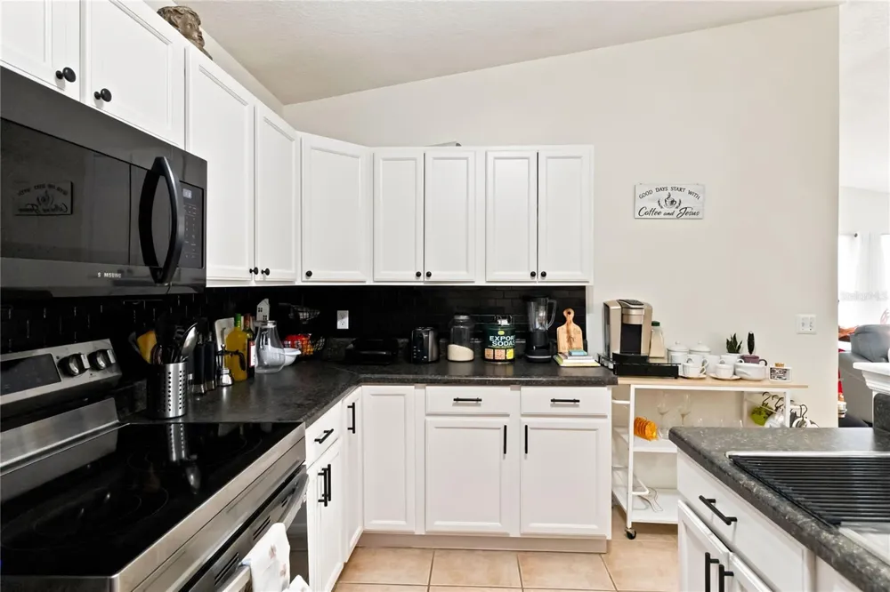 50989 HIGHWAY 27 #185 Davenport, FL 33897