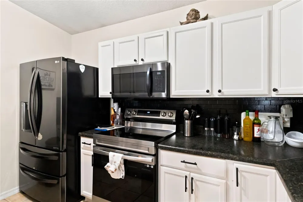 50989 HIGHWAY 27 #185 Davenport, FL 33897