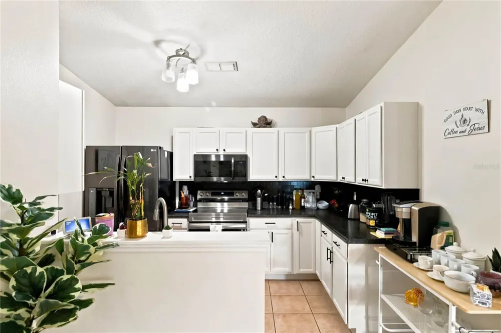 50989 HIGHWAY 27 #185 Davenport, FL 33897