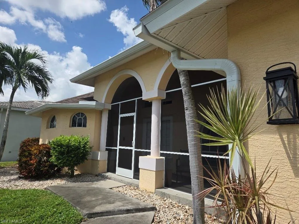 308 NW 13th Avenue Cape Coral, FL 33993