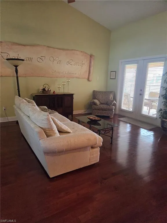 308 NW 13th Avenue Cape Coral, FL 33993