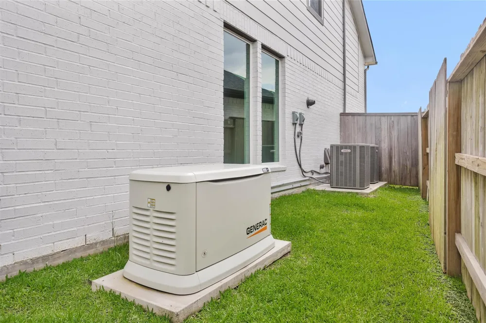 319 Samuels Link Lane Montgomery, TX 77316