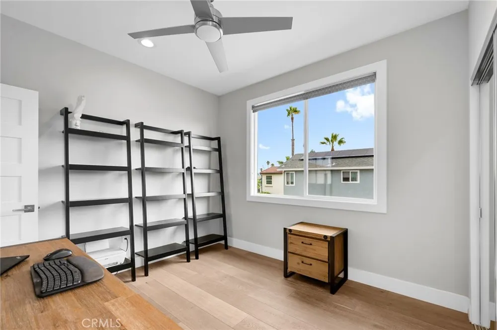 1776 Cable Street San Diego, CA 92107