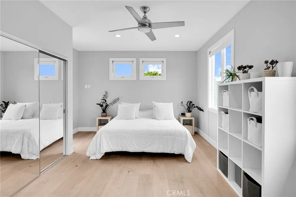 1776 Cable Street San Diego, CA 92107