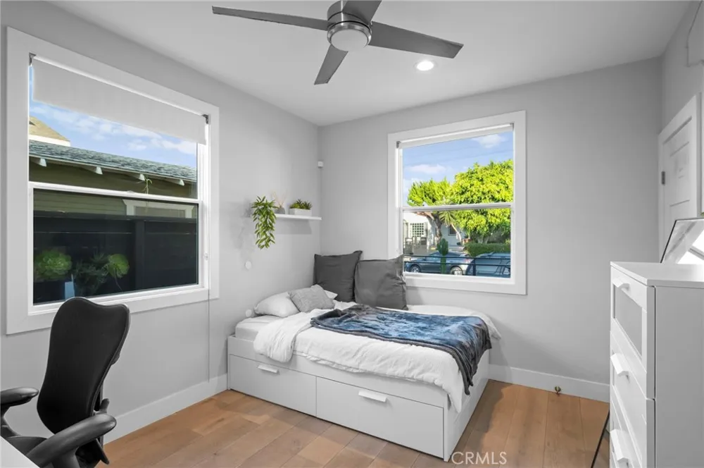 1776 Cable Street San Diego, CA 92107