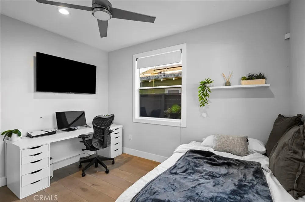 1776 Cable Street San Diego, CA 92107