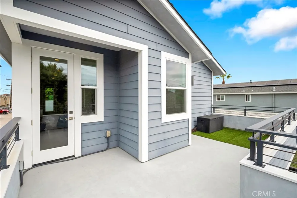 1776 Cable Street San Diego, CA 92107