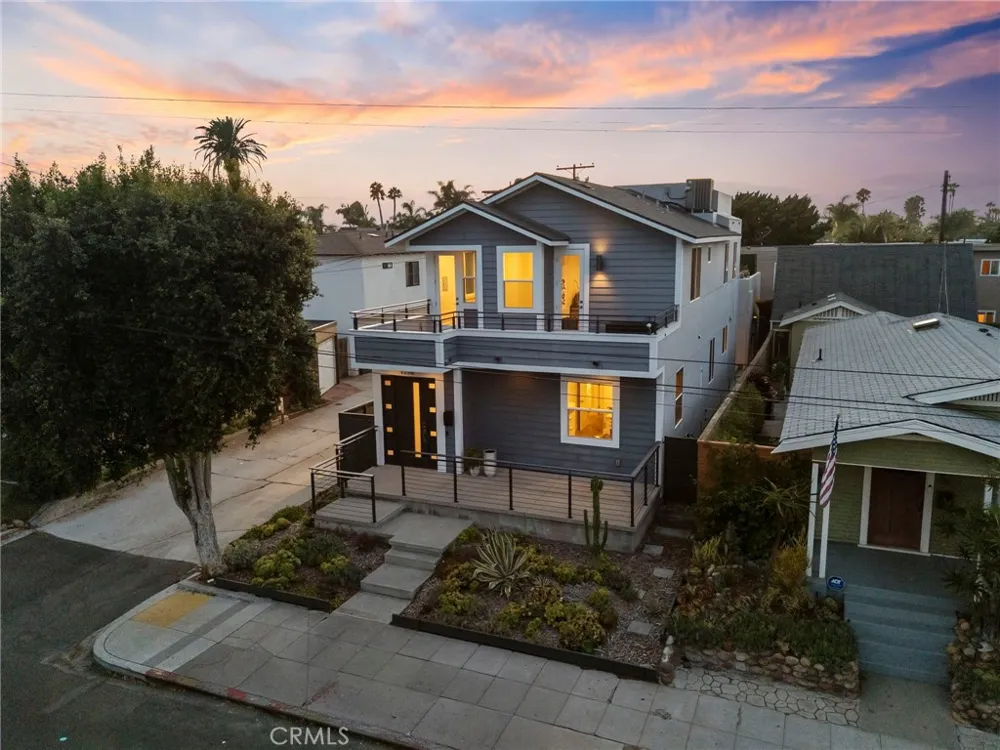 1776 Cable Street San Diego, CA 92107