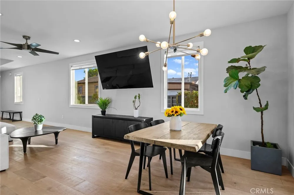 1776 Cable Street San Diego, CA 92107