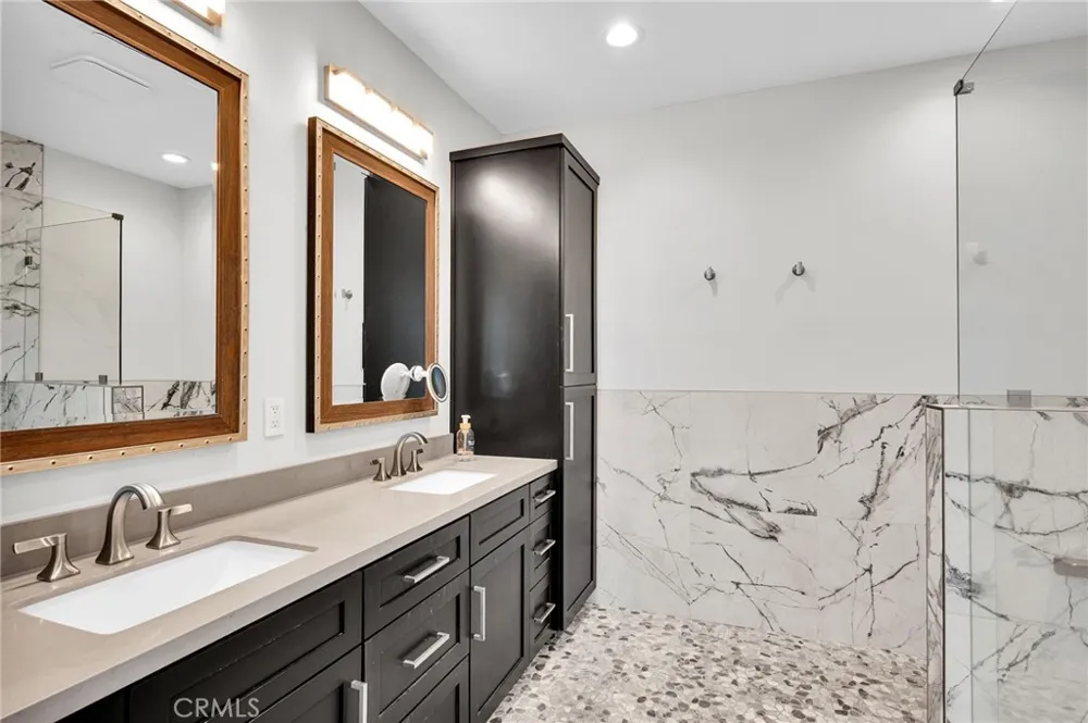 1776 Cable Street San Diego, CA 92107