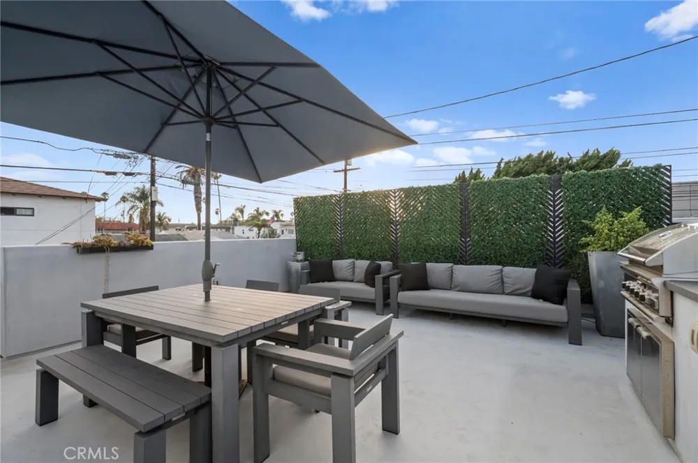1776 Cable Street San Diego, CA 92107