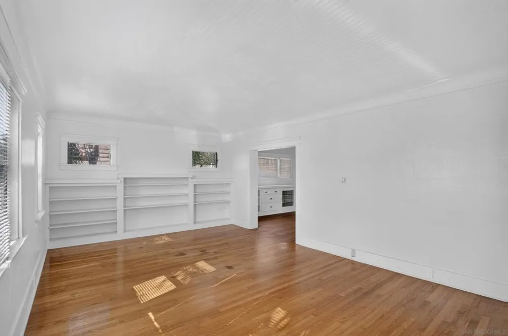 3737 1St San Diego, CA 92103