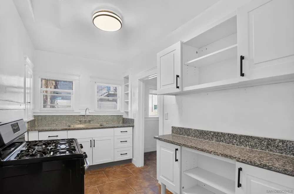 3737 1St San Diego, CA 92103