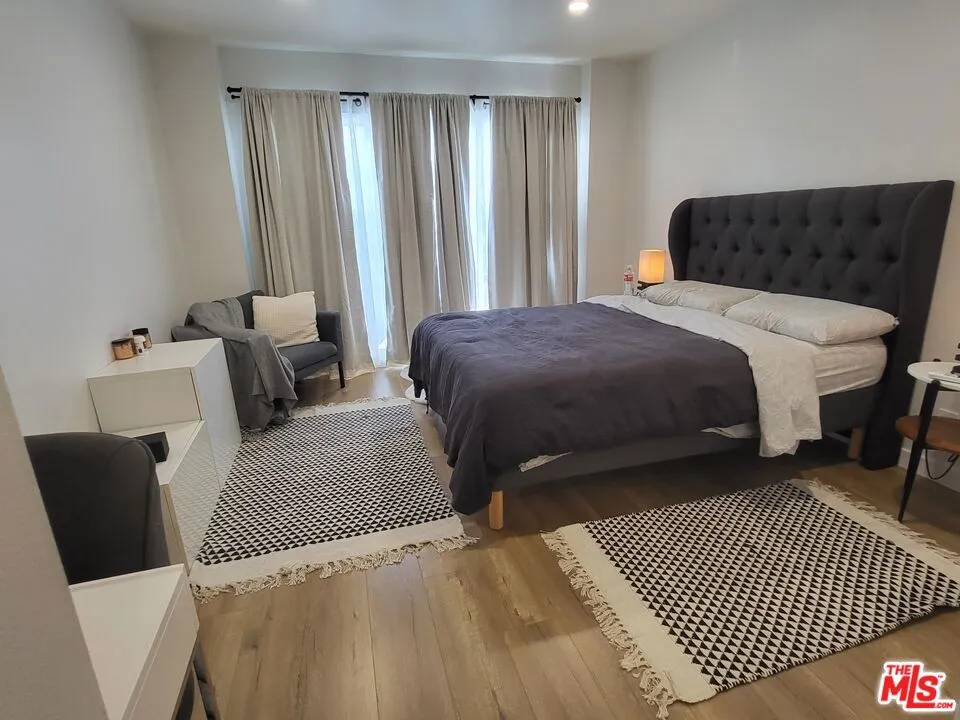 450 S Rexford Drive #1 Beverly Hills, CA 90212