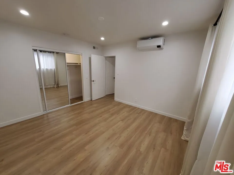 450 S Rexford Drive #1 Beverly Hills, CA 90212