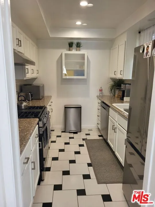 450 S Rexford Drive #1 Beverly Hills, CA 90212