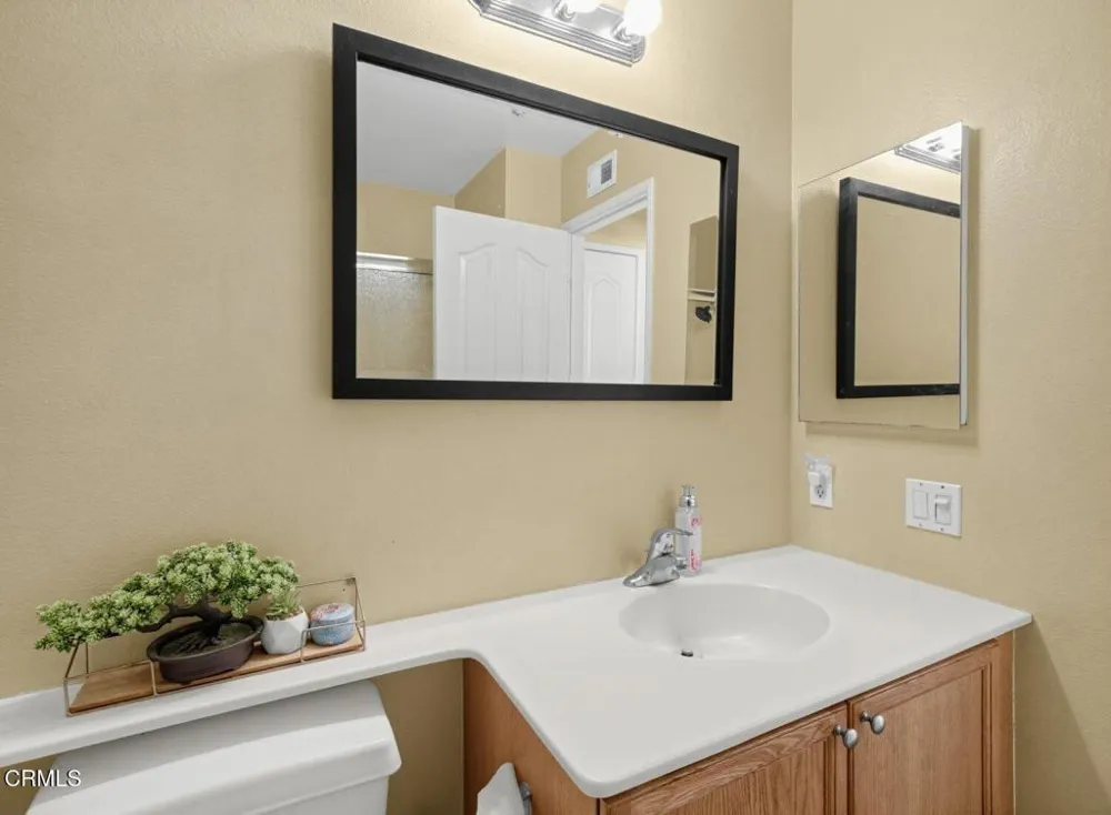 1334 Jamaica Lane Oxnard, CA 93030