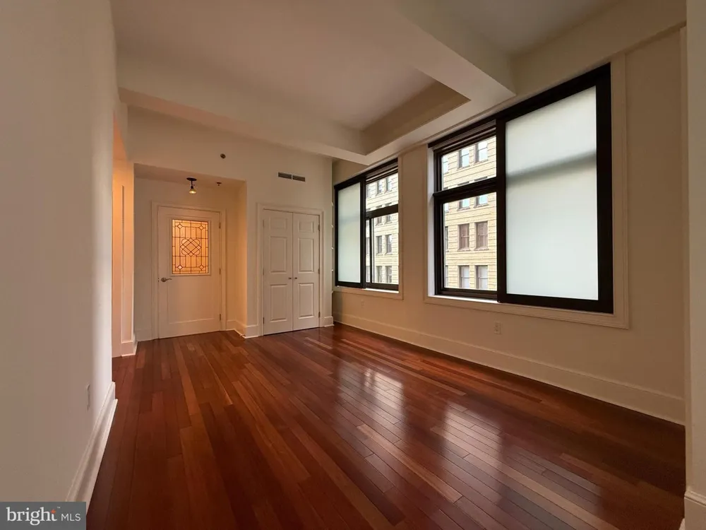 1500 CHESTNUT STREET #10F Philadelphia, PA 19102