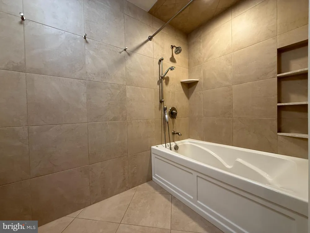 1500 CHESTNUT STREET #10F Philadelphia, PA 19102