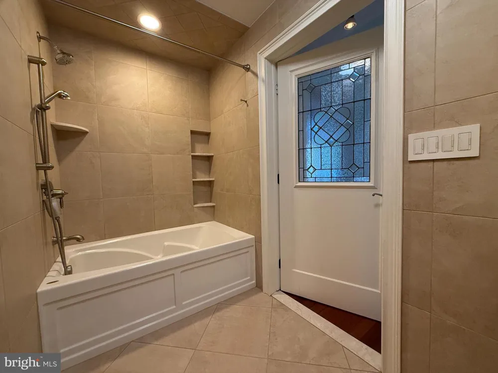 1500 CHESTNUT STREET #10F Philadelphia, PA 19102