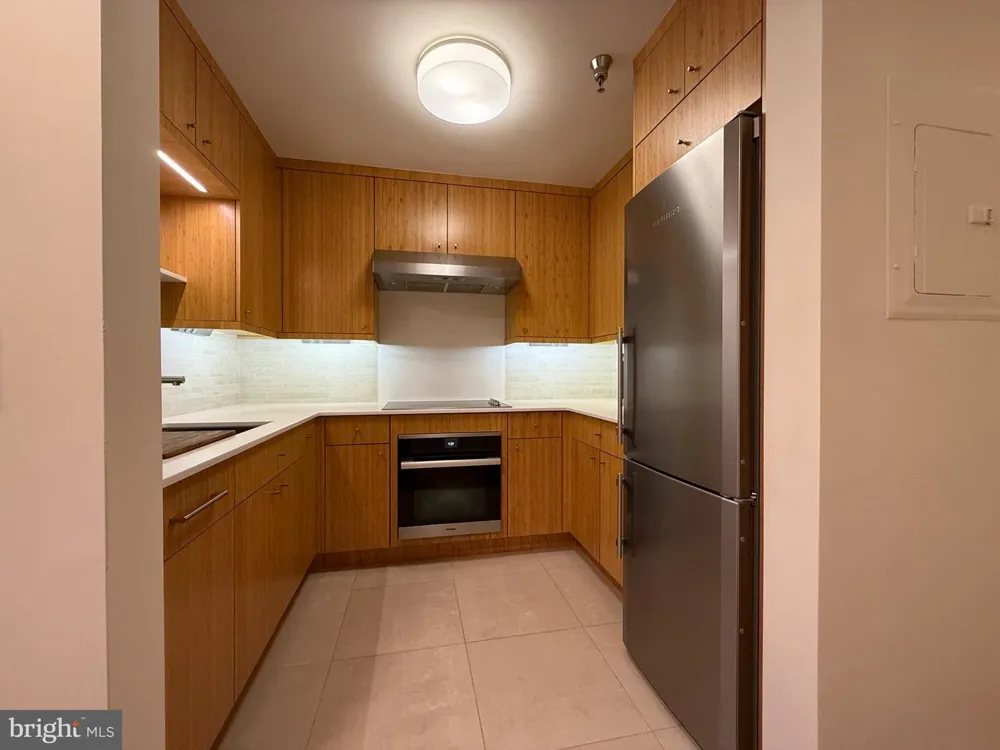 1500 CHESTNUT STREET #10F Philadelphia, PA 19102