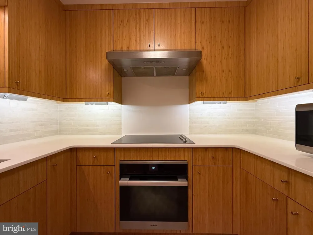 1500 CHESTNUT STREET #10F Philadelphia, PA 19102