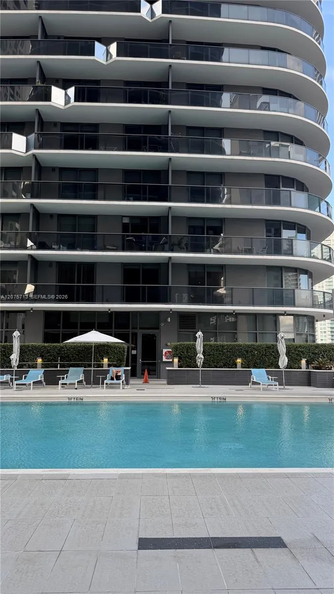 45 SW 9th St #1106 Miami, FL 33130