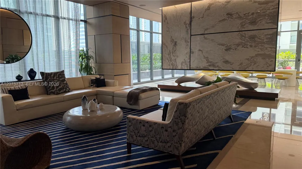 45 SW 9th St #1106 Miami, FL 33130