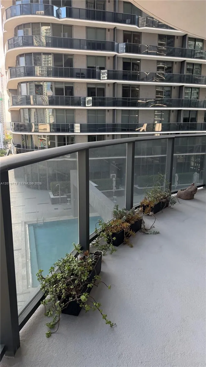 45 SW 9th St #1106 Miami, FL 33130
