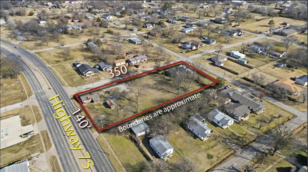 419 Wood Drive Okmulgee, OK 74447