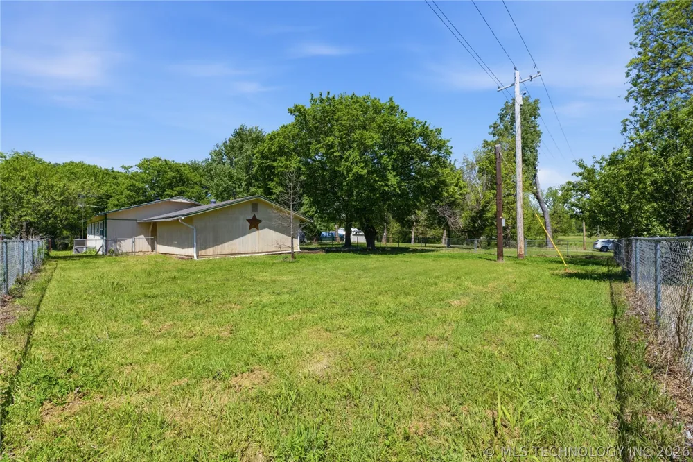 22701 Ns 421 Road Nowata, OK 74048