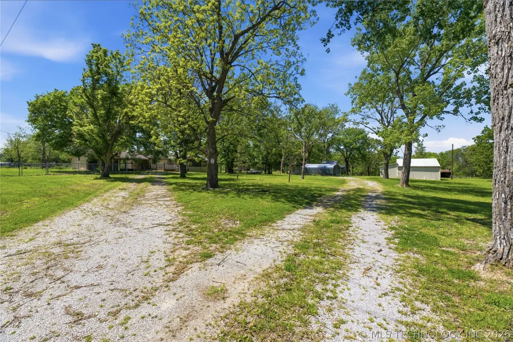 22701 Ns 421 Road Nowata, OK 74048