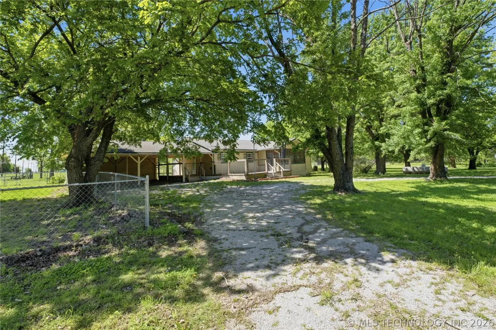 22701 Ns 421 Road Nowata, OK 74048