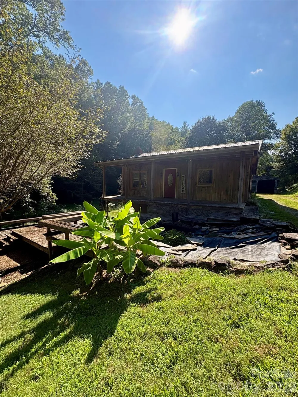 4019 Happy Goats Way Lenoir, NC 28645