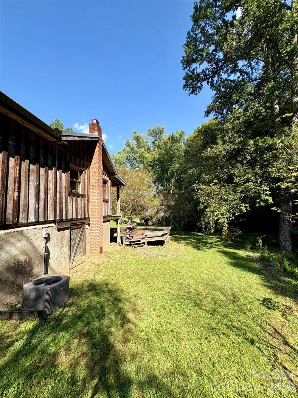 4019 Happy Goats Way Lenoir, NC 28645