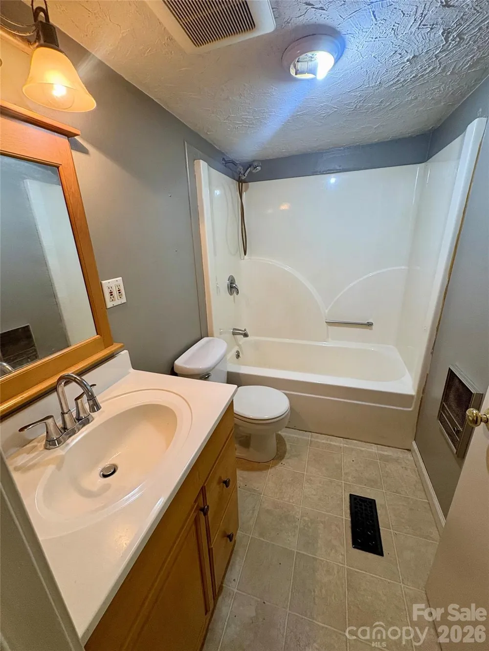 4019 Happy Goats Way Lenoir, NC 28645