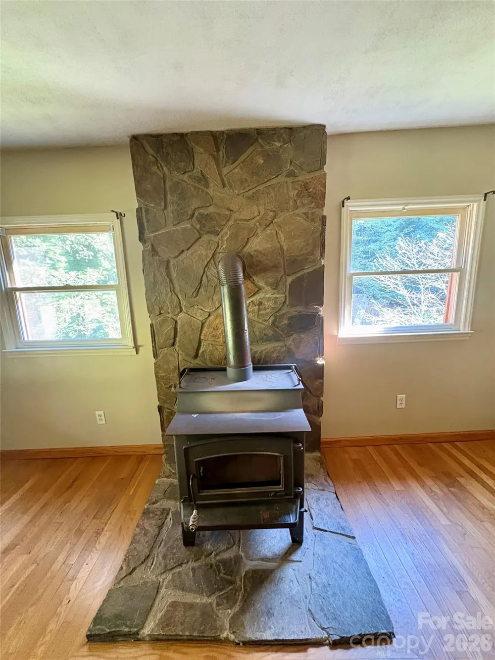 4019 Happy Goats Way Lenoir, NC 28645