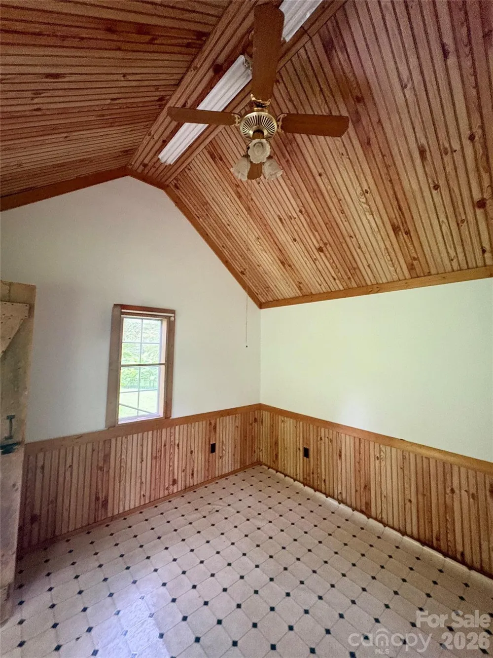 4019 Happy Goats Way Lenoir, NC 28645