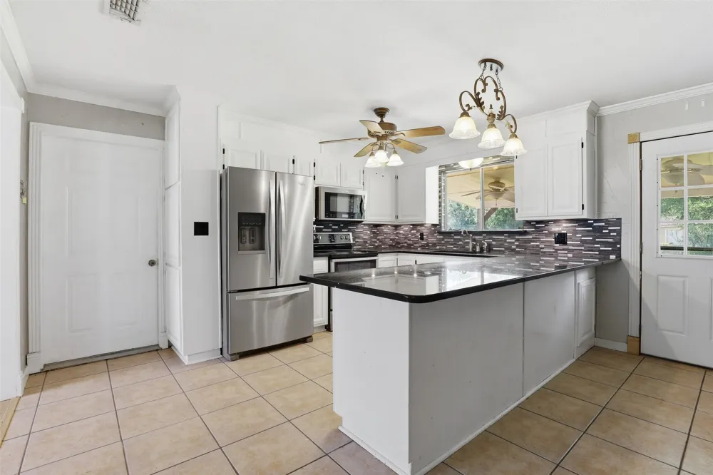 4298 Knob Road Springtown, TX 76082
