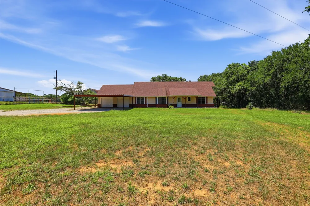4298 Knob Road Springtown, TX 76082
