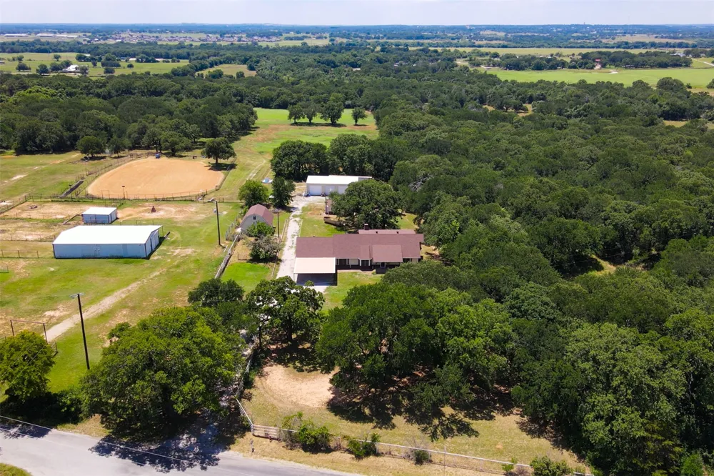 4298 Knob Road Springtown, TX 76082