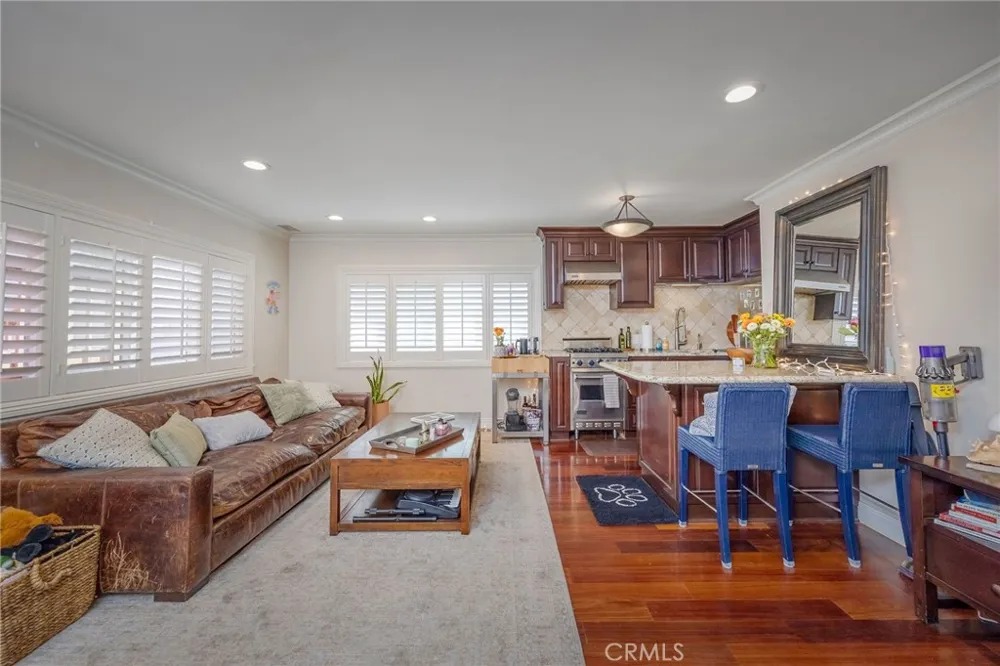 1200 Ardmore Avenue Manhattan Beach, CA 90266