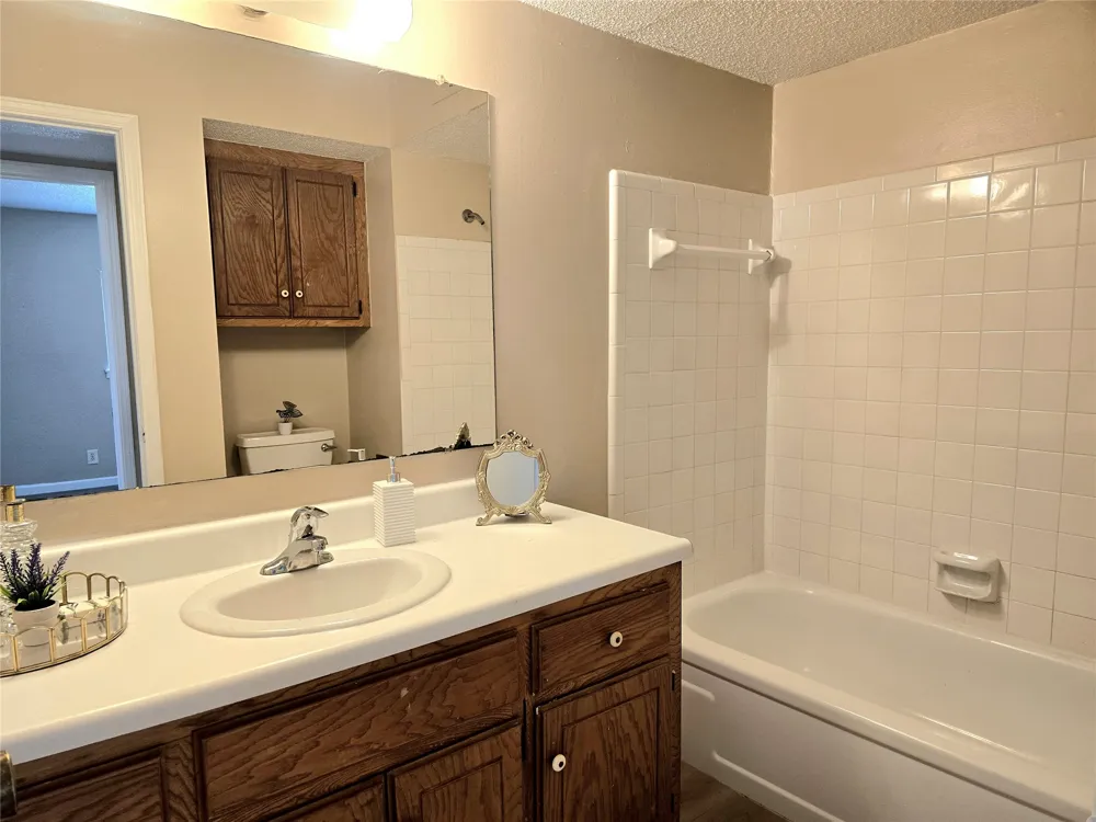 6622 S Zunis Avenue #3E10 Tulsa, OK 74136