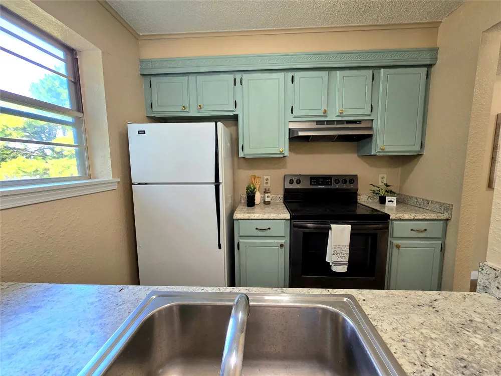 6622 S Zunis Avenue #3E10 Tulsa, OK 74136