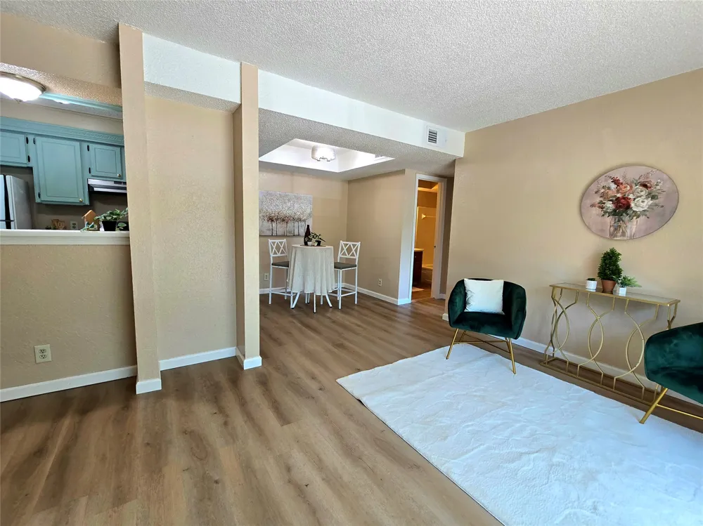 6622 S Zunis Avenue #3E10 Tulsa, OK 74136