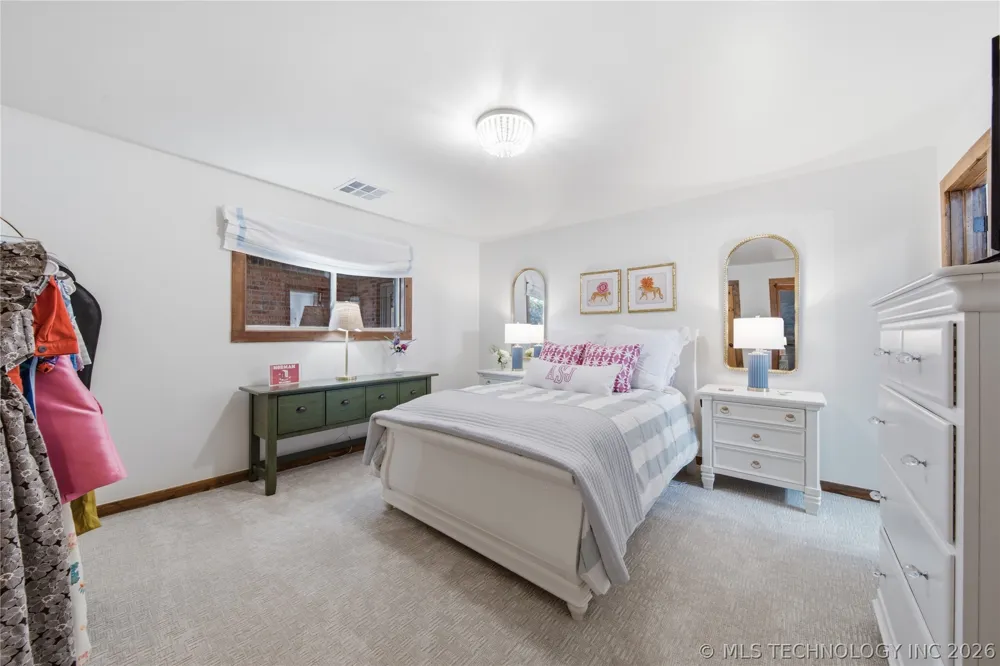 8933 E 115th Street S Bixby, OK 74008