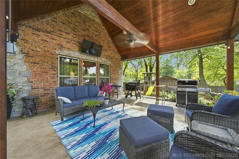 8933 E 115th Street S Bixby, OK 74008
