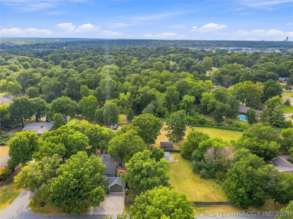 8933 E 115th Street S Bixby, OK 74008
