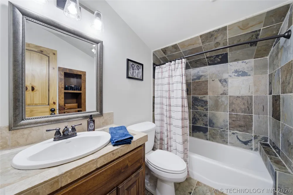 8933 E 115th Street S Bixby, OK 74008
